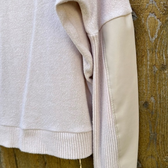 Express Mockneck Sweater Cream Sz XS - Picture 4 of 11